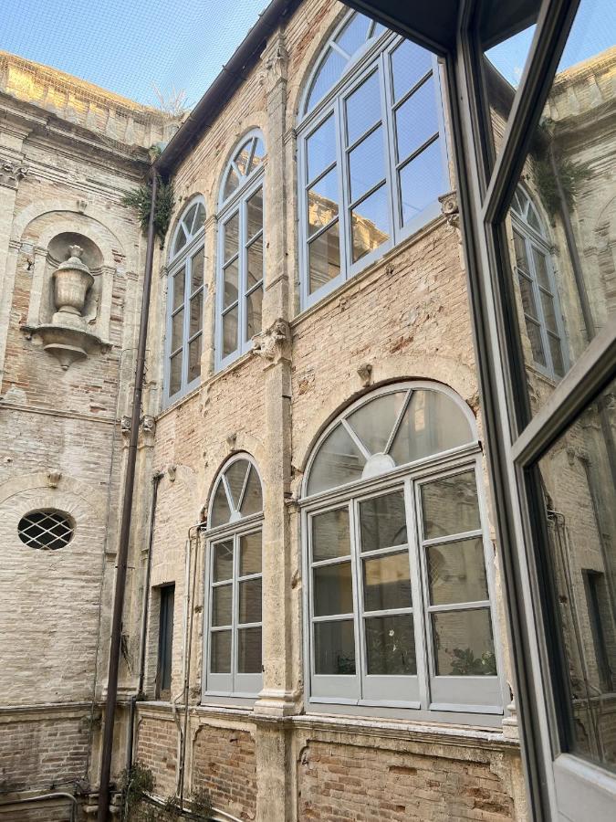 B&B Palazzo Lombardi Lucera Εξωτερικό φωτογραφία